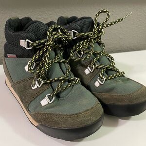 Adidas kids snowpitch 11 1/2K modern hikers